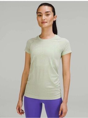 Lululemon Swiftly Tech Short Sleeve Shirt 2.0 Size 4 Neon Chrome/Scream Green